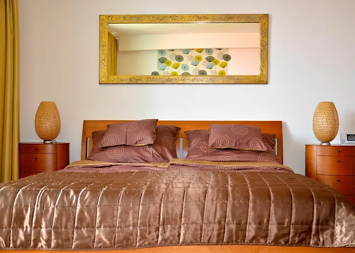 דירה Modern With View