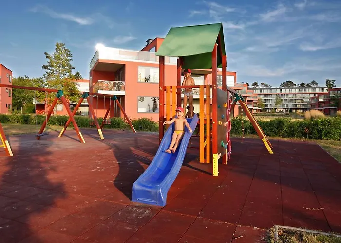 דירה Modern With View בלטונללה