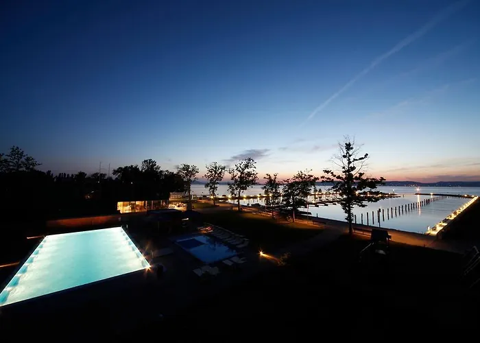 דירה Modern With View